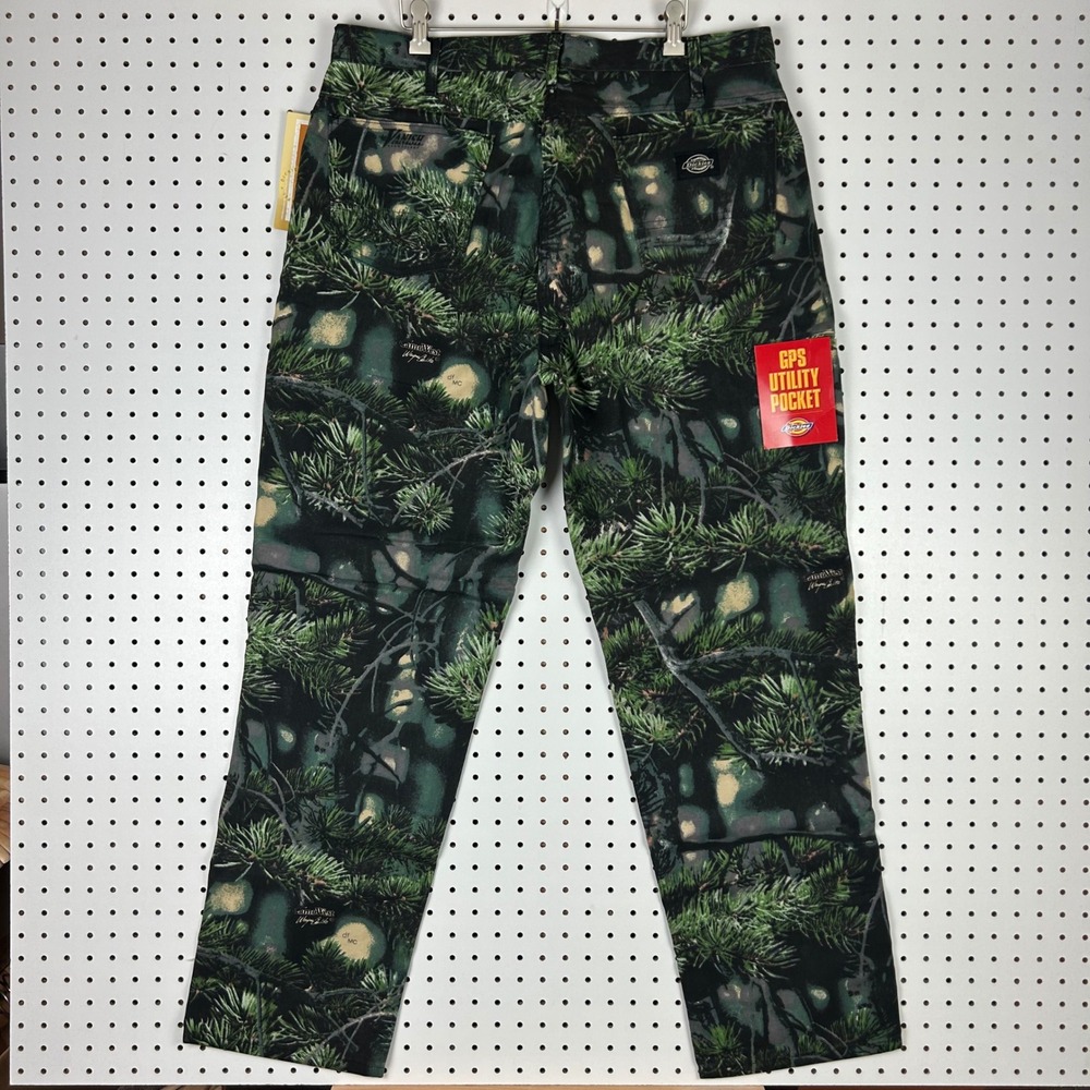 Dickies Camo West Tree Camo Utility Pants Mens 38x32 CamoWest NWT Deadstock Hunt